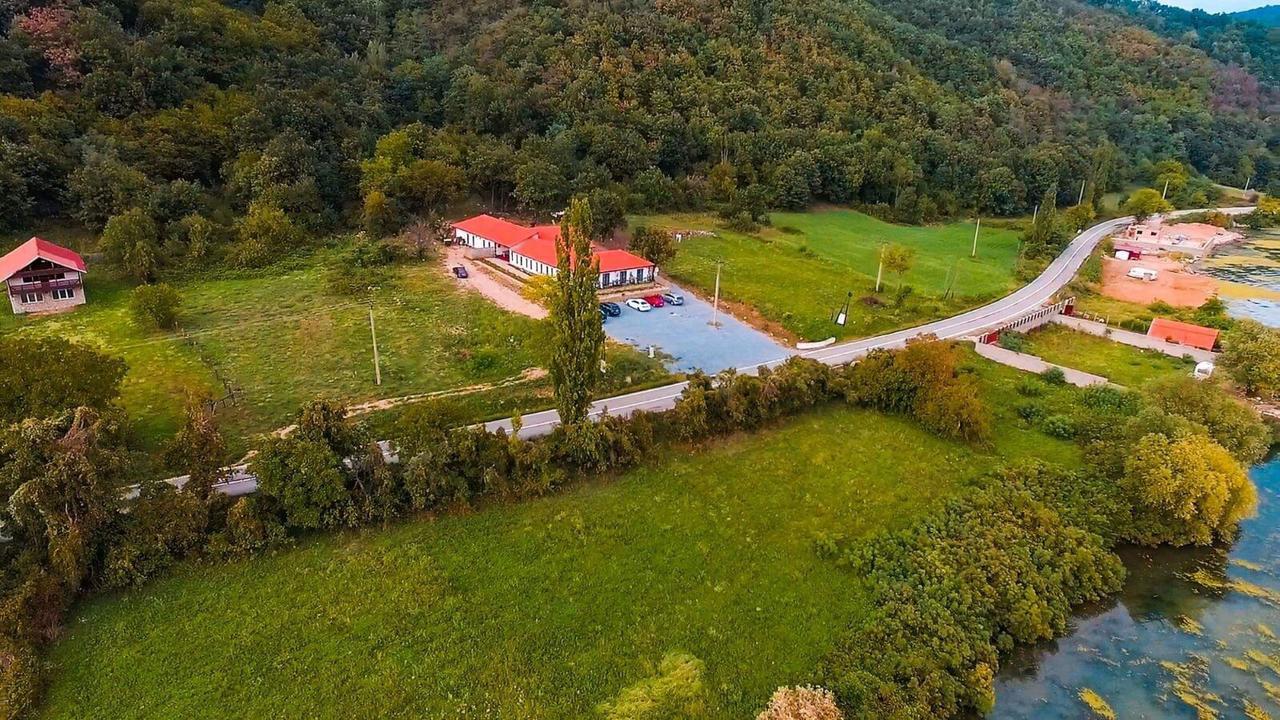 Clisura Dunarii - Pensiunea Casa Creta Liborajdea Екстер'єр фото